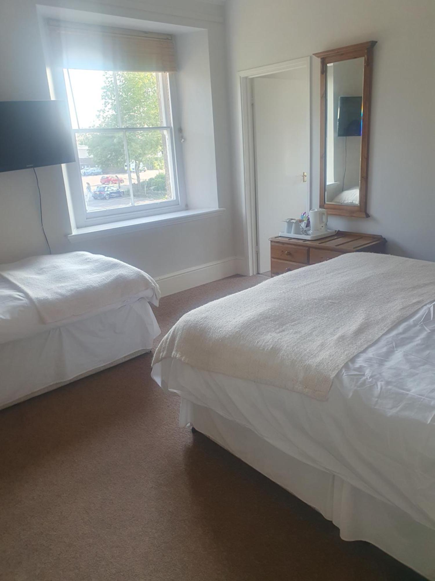 The Shrubbery Hotel Shepton Mallet Bagian luar foto
